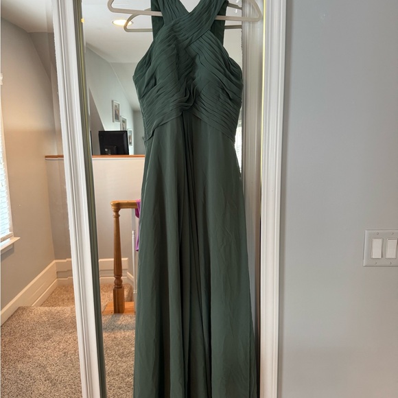 Azazie Dresses & Skirts - AZAZIE size 8 eucalyptus dress